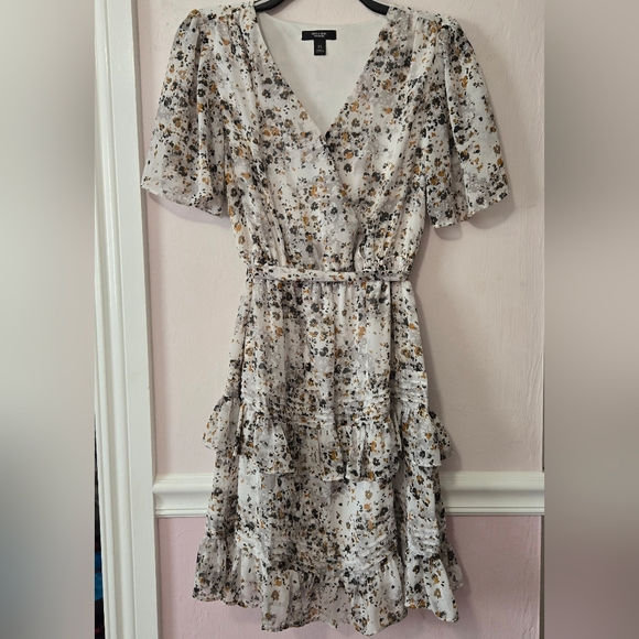 Simply Vera Vera Wang Dresses & Skirts - 💋 5 for $25 Simply Vera Dress